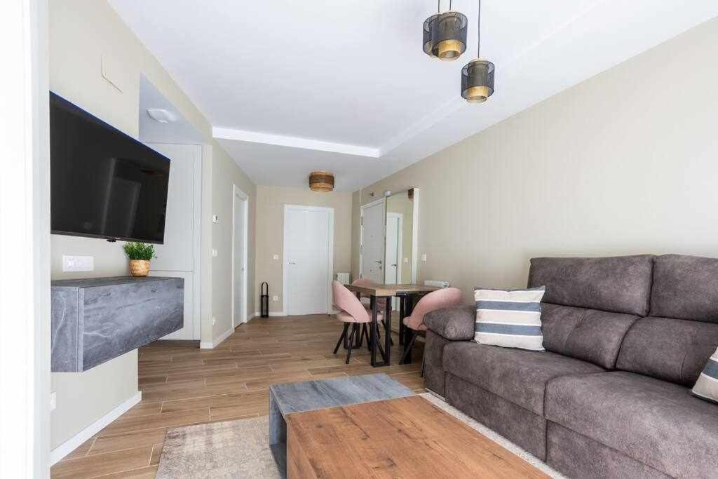 شقة Coimbra Etxea Precioso Piso Recien Estrenado بيرميو المظهر الخارجي الصورة
