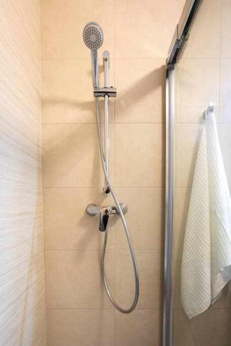 شقة Coimbra Etxea Precioso Piso Recien Estrenado بيرميو المظهر الخارجي الصورة